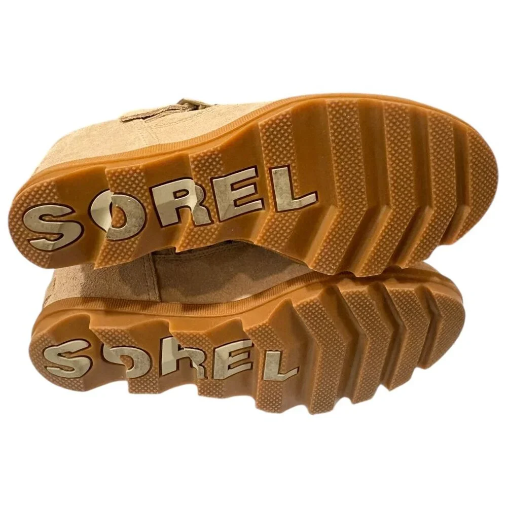 SOREL Joan Of Artic Sandy Tan Suede Stud‎ Wedge Boots